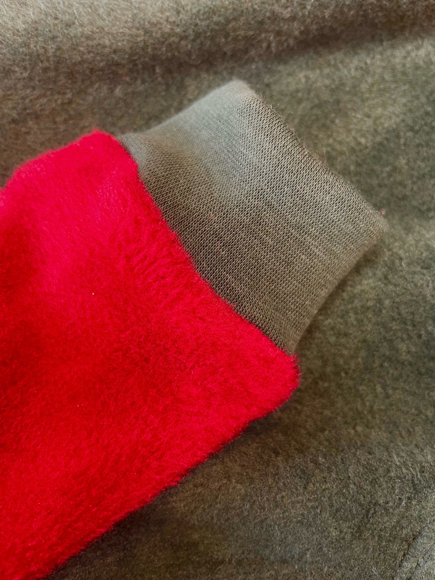 Fleece Lined Sweatshirt Suit - Green & Red