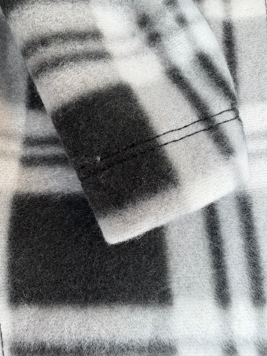 Lightweight Fleece Jumper - Black Check